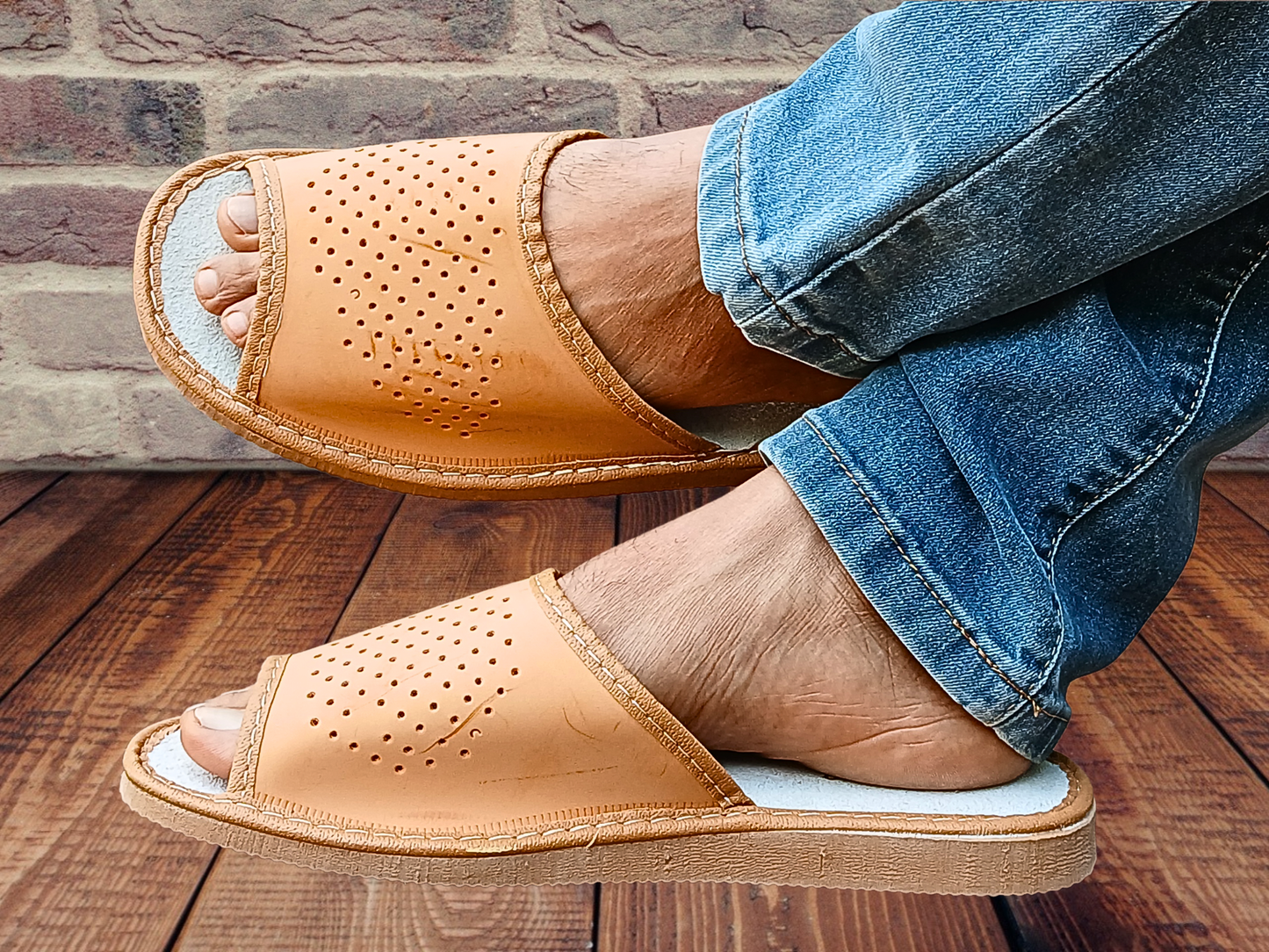Handmade natural leather open toe sandals for men in beige, indoor house slides - The Leather Gift Co